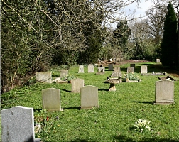 Picture of Rous Lench churchyard